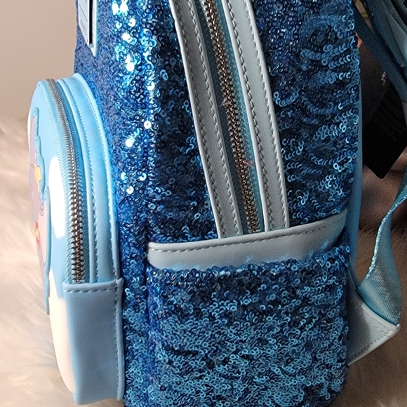 Dumbo Sequin Exclusive Loungefly backpack Brand new - Picture 15 of 15